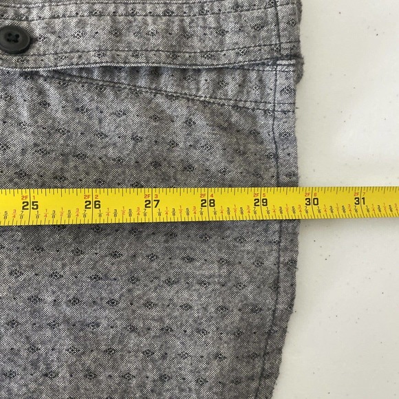 Prana Men's Gray Long Sleeve Button Down Shirt With Logo Size Large. - Picture 7 of 8